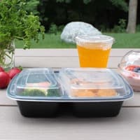 Microwavable 30 oz. Black 8 3/4" x 6" x 2 3/4" 2-Compartment Rectangular Heavy Weight Container - Image 2