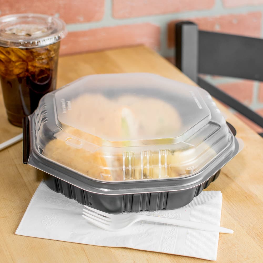 Dart Solo Creative Carryouts OctaView Supreme 9" Black Microwaveable Plastic Hinge Container - Image 4
