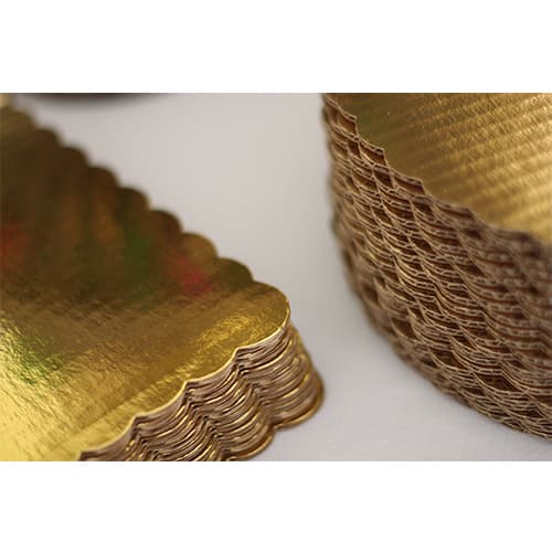 Southern Champion 1/2 Scalloped Metallic Gold Cake Pad - Image 4