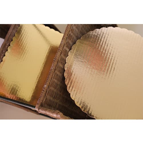 Southern Champion 1/2 Scalloped Metallic Gold Cake Pad - Image 5
